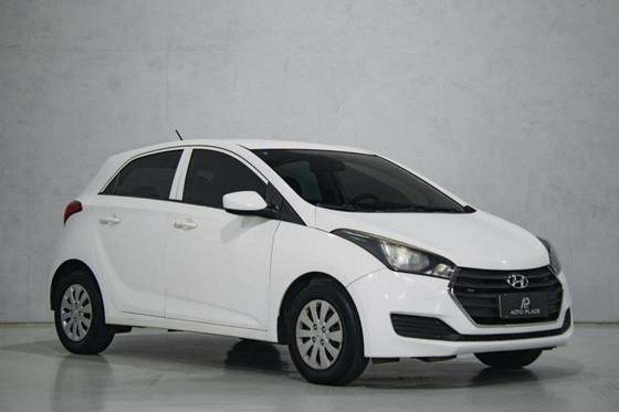 HYUNDAI HB20 1.0 COMFORT 12V FLEX 4P MANUAL